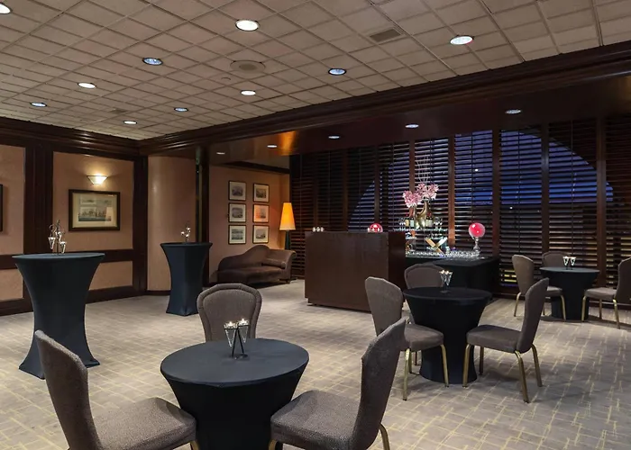 Metropolitan Hotel Vancouver