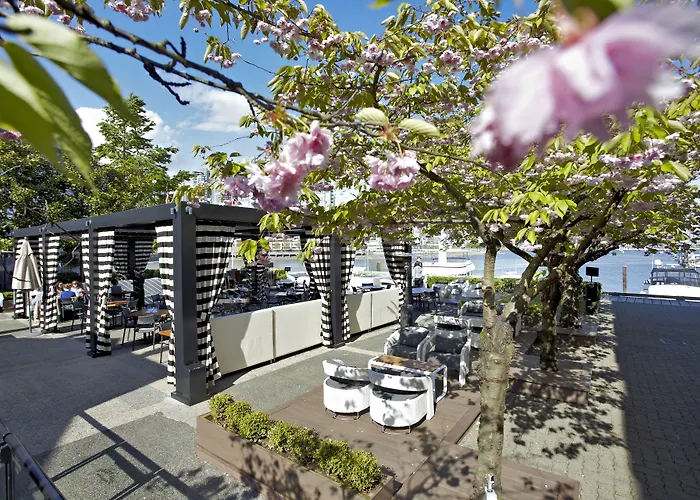 Granville Island Hotel